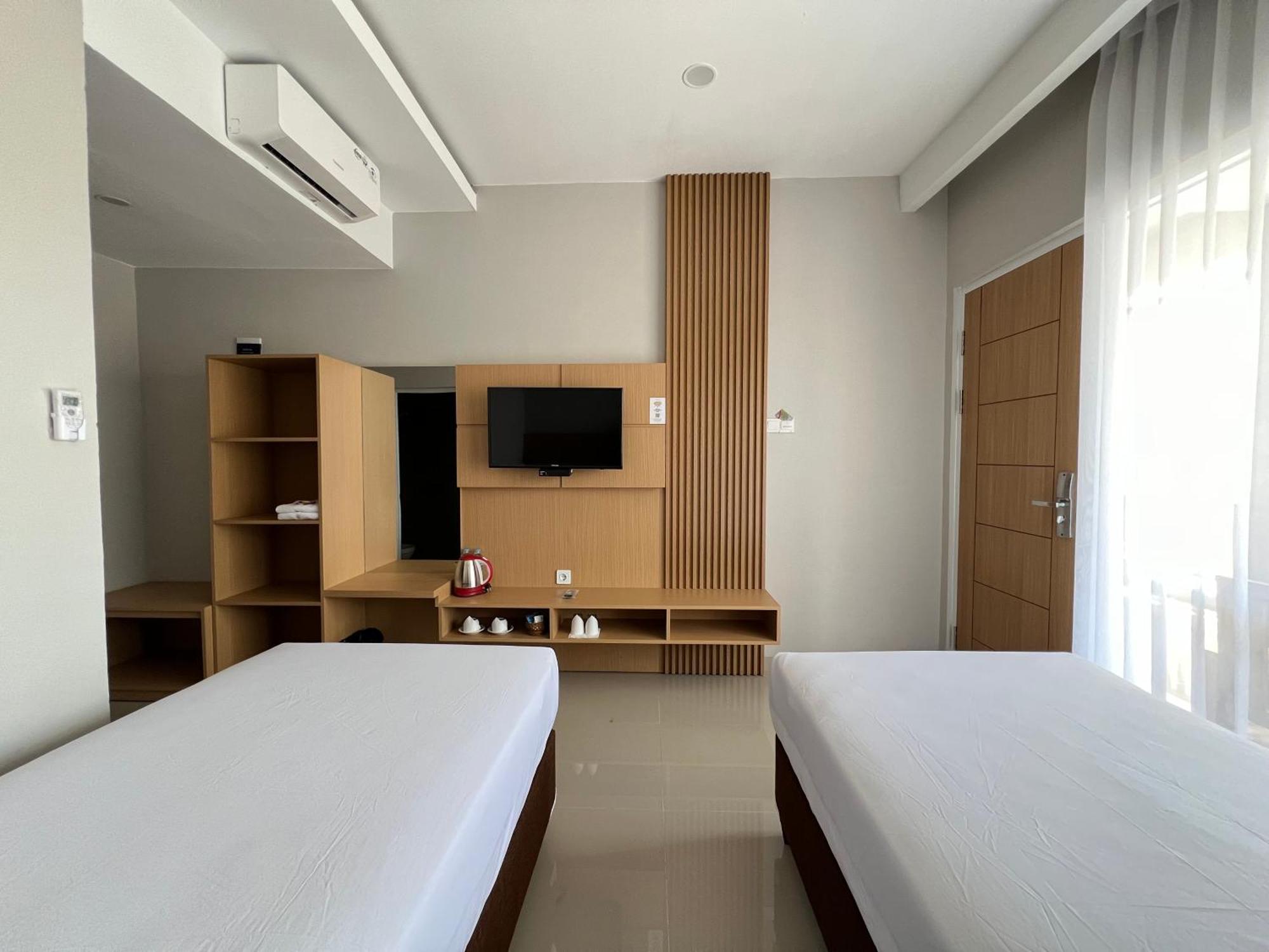 Hotel Century Pangandaran Εξωτερικό φωτογραφία