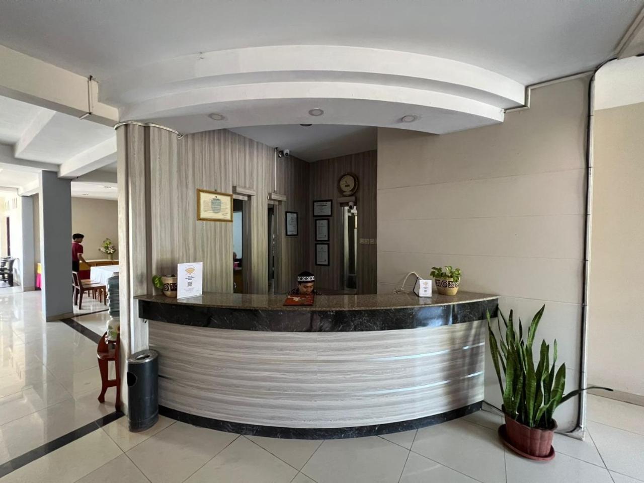 Hotel Century Pangandaran Εξωτερικό φωτογραφία